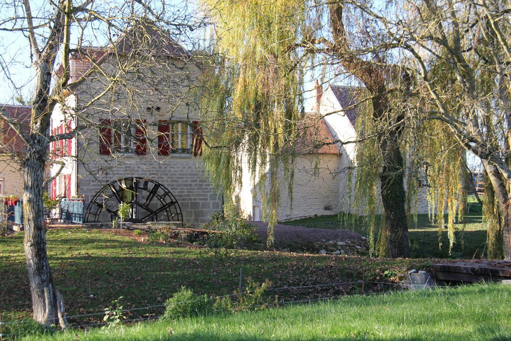 Moulin De Petoulle Hotel Charenton-du-Cher Exterior foto