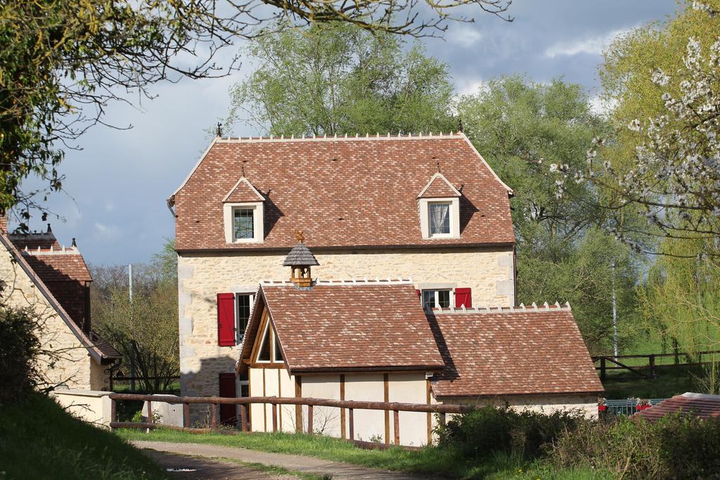 Moulin De Petoulle Hotel Charenton-du-Cher Exterior foto